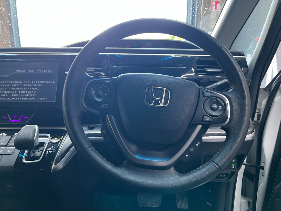 2017 Honda Stepwagon €21950 2017 HONDA STEPWAGON 7 SEATER AUTOMATIC  HYBRID G SENSING 2.0 AUTOMATIC / CRUISE CONTROL / REVERSE CAMERA / AUTOMATIC DOORS / 7 SEATS €21,950