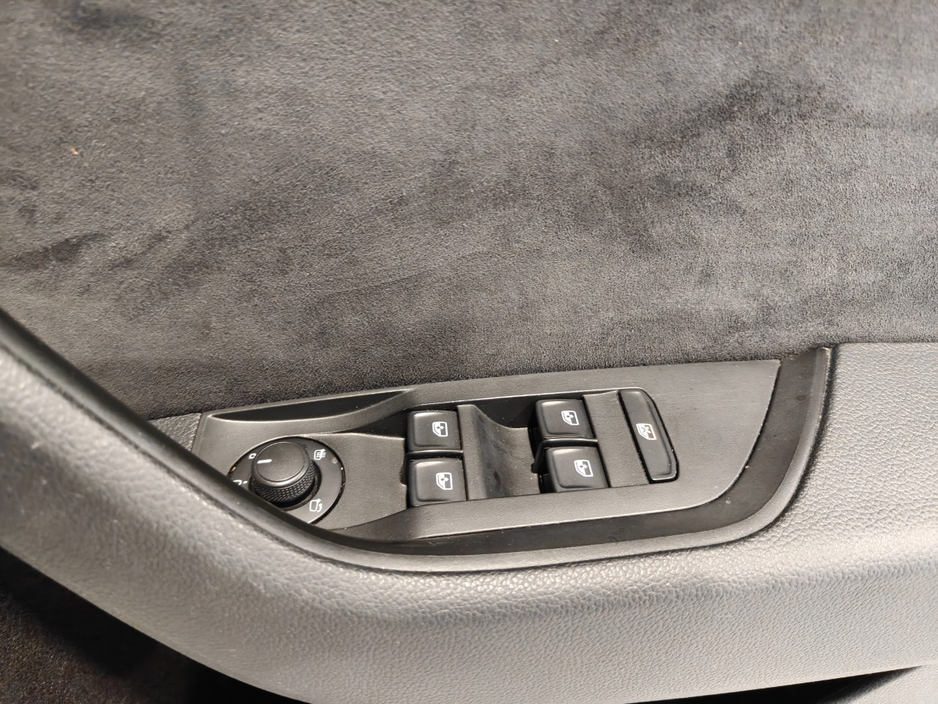 2018 Skoda Superb - image 27