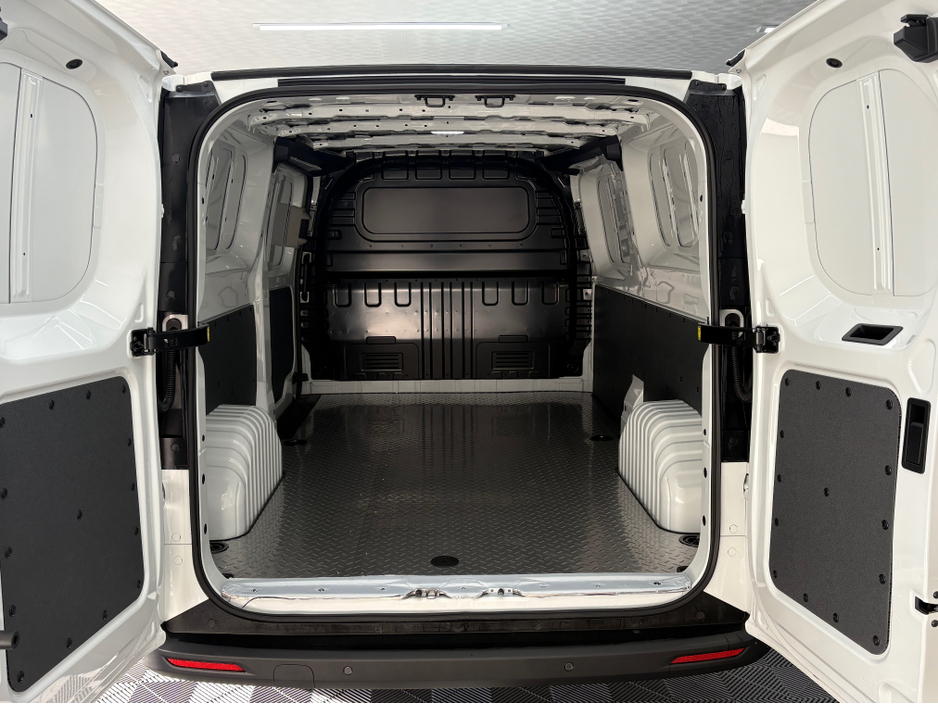 2025 Maxus Deliver 7 L2H1 2.0D 150bhp €25,950