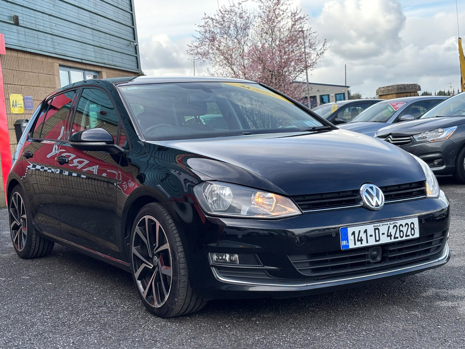 2014 Volkswagen Golf - image 4