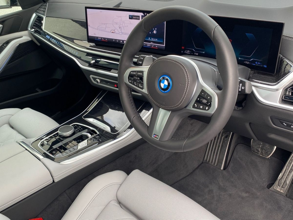 2025 BMW X5 xDrive50e M Sport €104,950