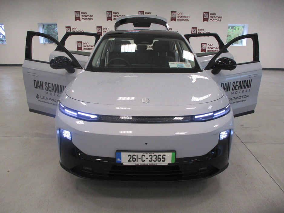 2026 Leapmotor B10 - image 11