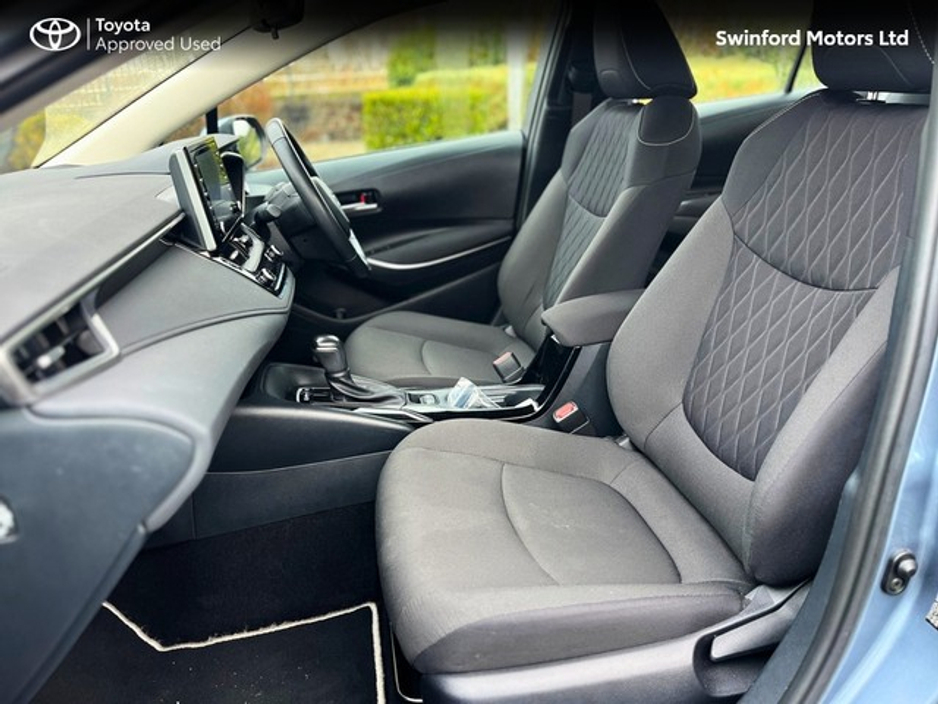 2023 Toyota Corolla LUNA 4DR AUTO €26,950