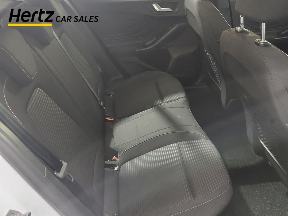 2023 Ford Focus - image 15