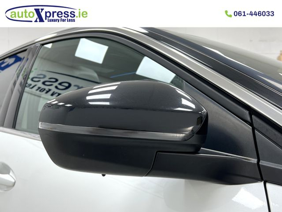 2017 Peugeot 3008 - image 17