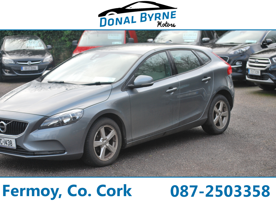 2017 Volvo V40 D2 MOMENTUM ED 5DR €13,950