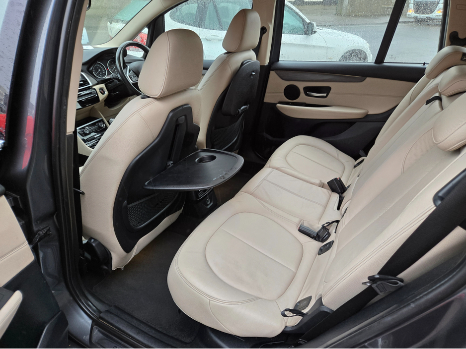 2016 BMW 2 Series Gran Tourer - image 5