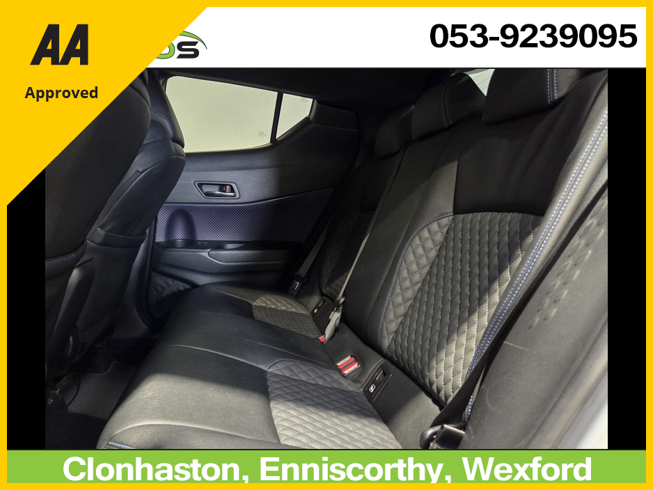 2017 Toyota C-HR SPORT LUNA