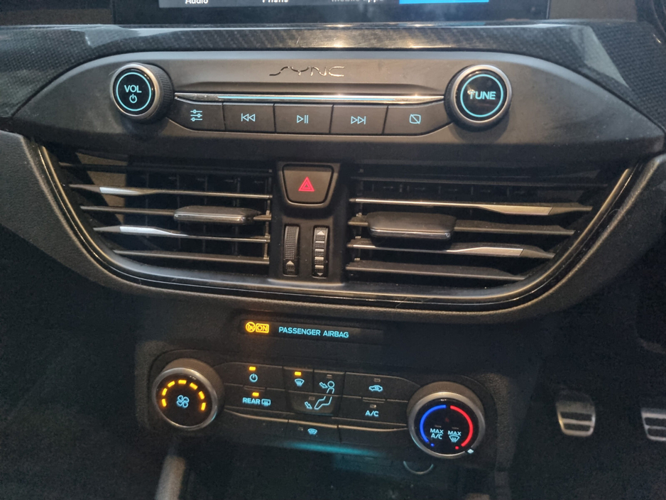 2019 Ford Focus 1.5 TDCi 120PS ST-Line €13,899