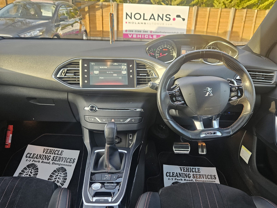 2016 Peugeot 308 - image 24