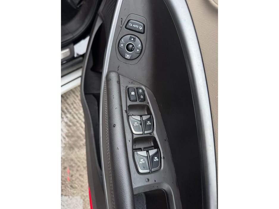 2015 Hyundai Santa Fe 4WD EXECUTIVE 4DR €11,800