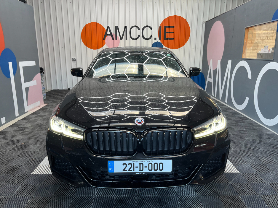 2022 BMW 5 Series 2022 BMW 523E M-SPORT 2.0 AUTOMATIC / CRUISE CONTROL / 360° PARKING CAMERA / PADDLE SHIFTERS / ELECTRIC MEMORY & HEATED SEATS / APPLE CARPLAY / HEATED REAR SEATS