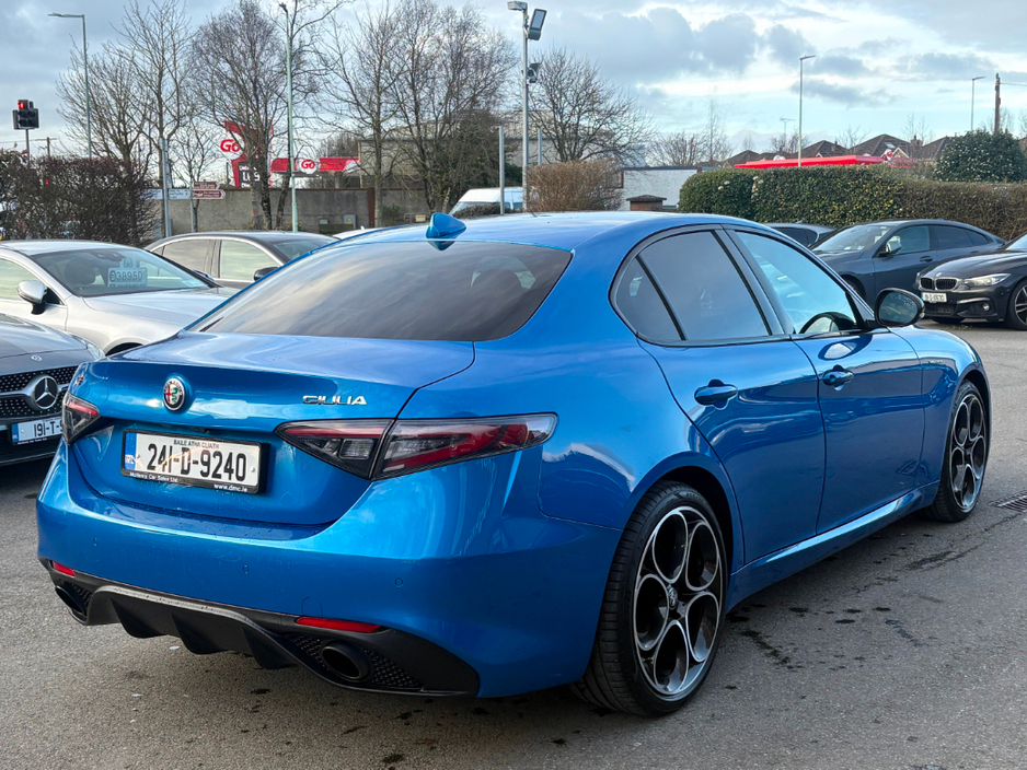 2024 Alfa Romeo Giulia - image 5