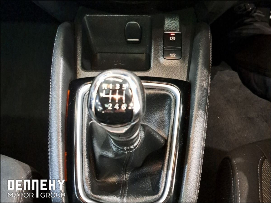 2018 Nissan Qashqai - image 21