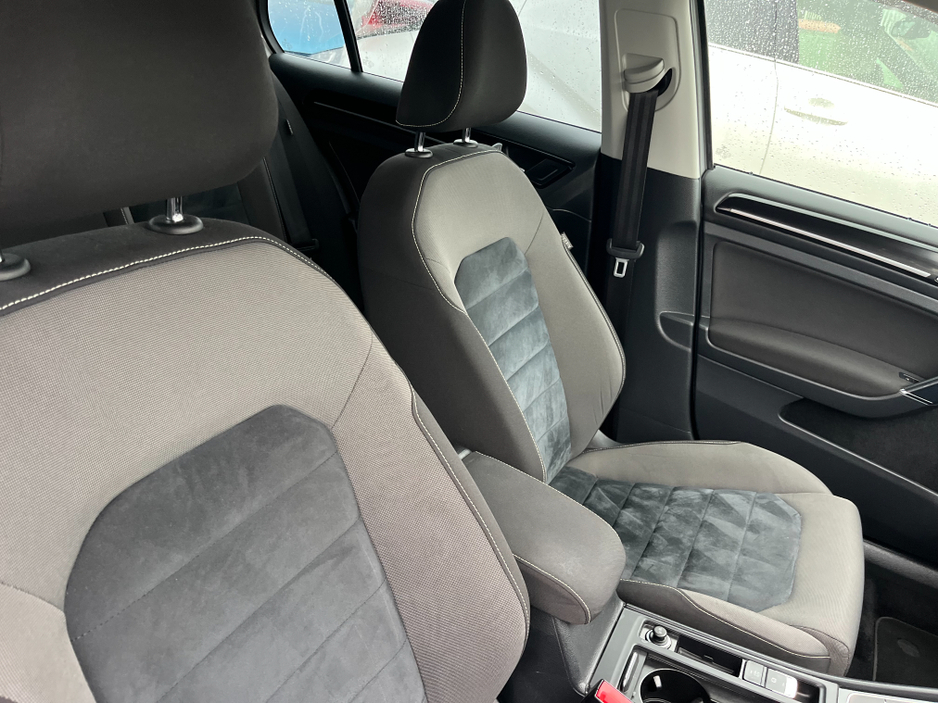 2015 Volkswagen Golf 1.4 TSI HIGHLINE AUTO LOW KMS