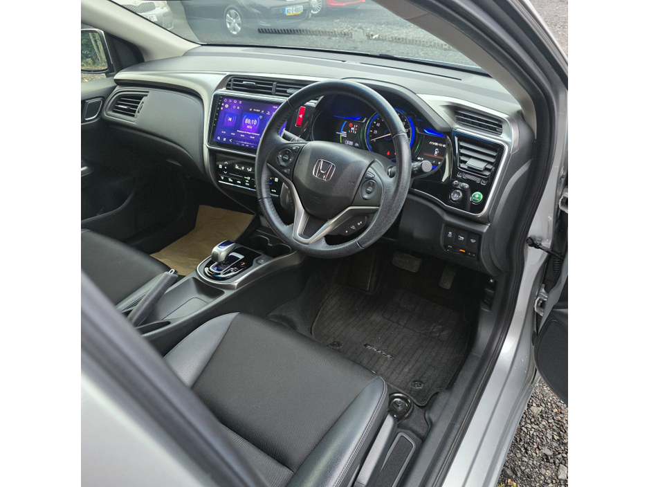 2016 Honda Grace  €12,950