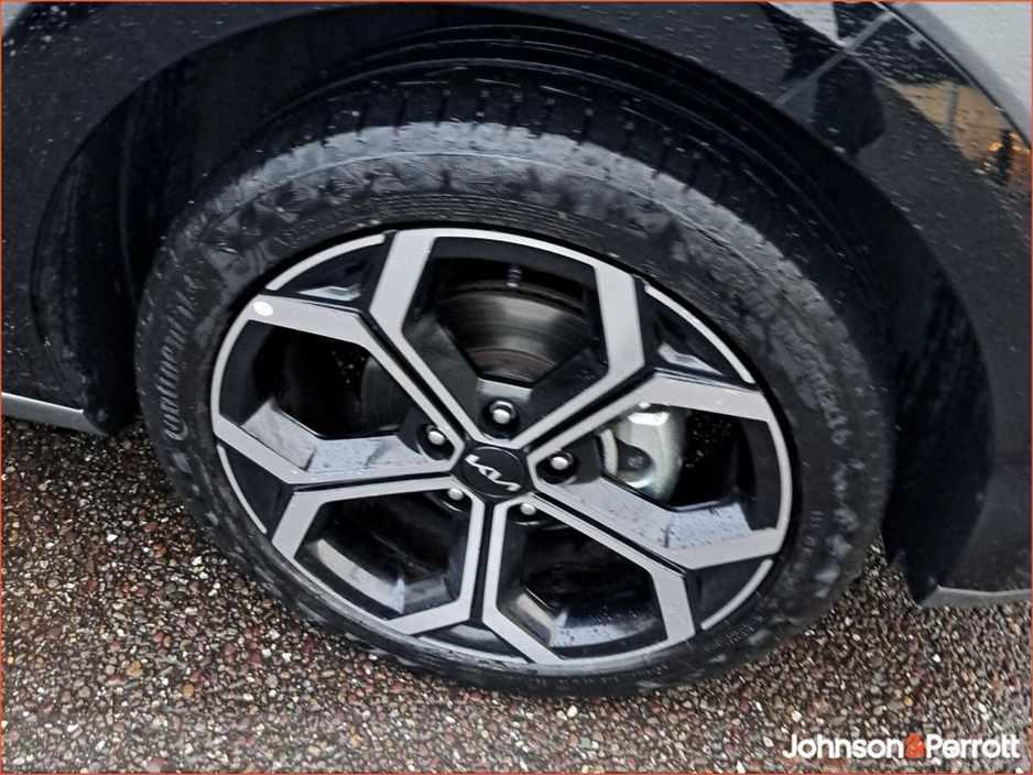 2025 Kia Niro Niro K3 HEV 3.9% APR available €35,900