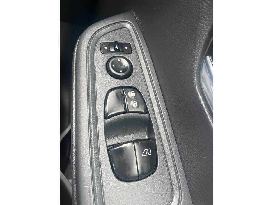 2019 Nissan Micra - image 17