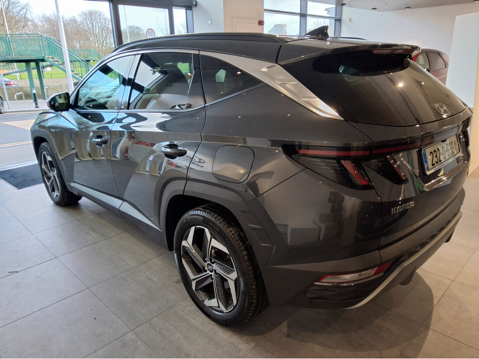 2023 Hyundai Tucson - image 3