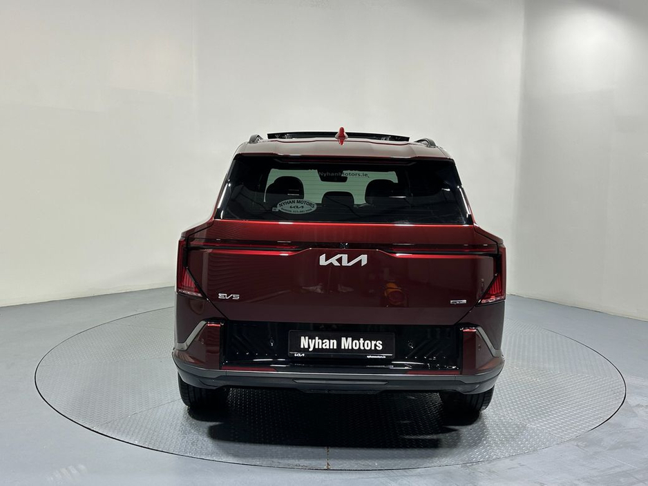 2026 Kia EV5 - image 6