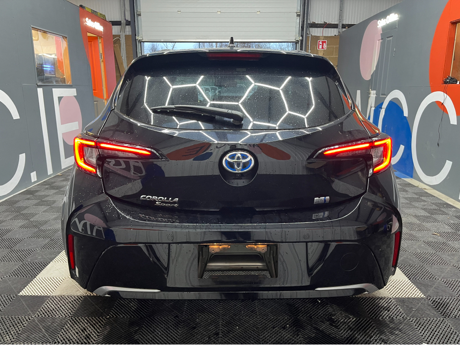 2023 Toyota Corolla - image 3