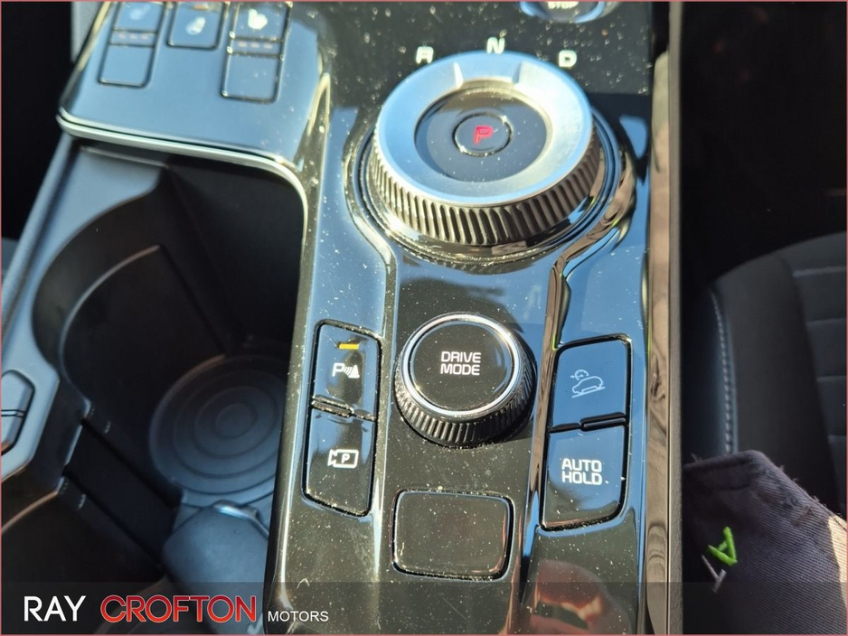 2023 Kia Sportage - image 19