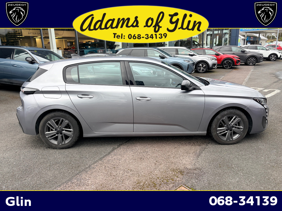 2023 Peugeot 308 - image 9