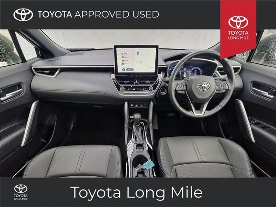 2025 Toyota Corolla Cross - image 8