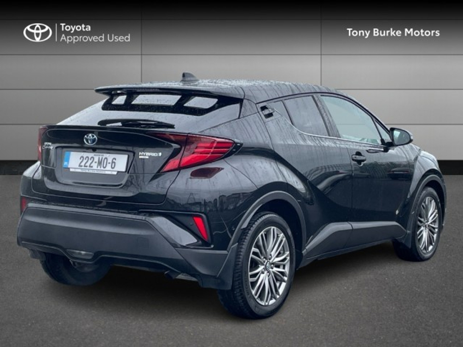 2022 Toyota C-HR SOL HYBRID // Remote Central Locking // Front Electric Windows // Rear Electric Windows // Electric Mirrors // Heated Mirrors €28,695