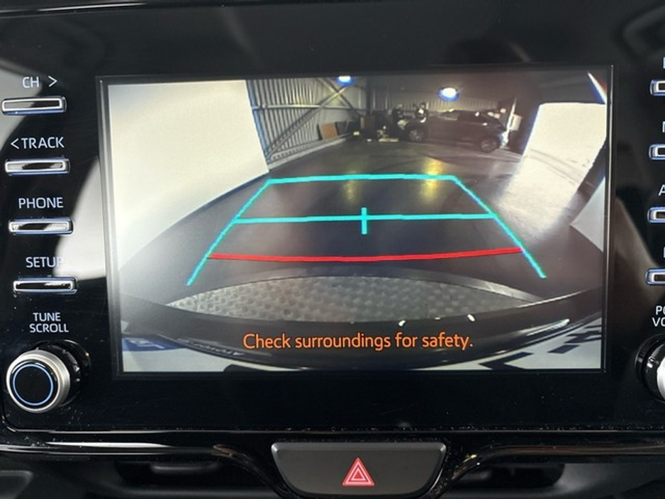 2024 Toyota Yaris - image 16