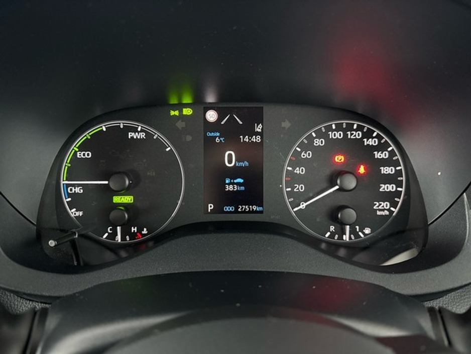 2023 Toyota Yaris HYBRID LUNA €23,950