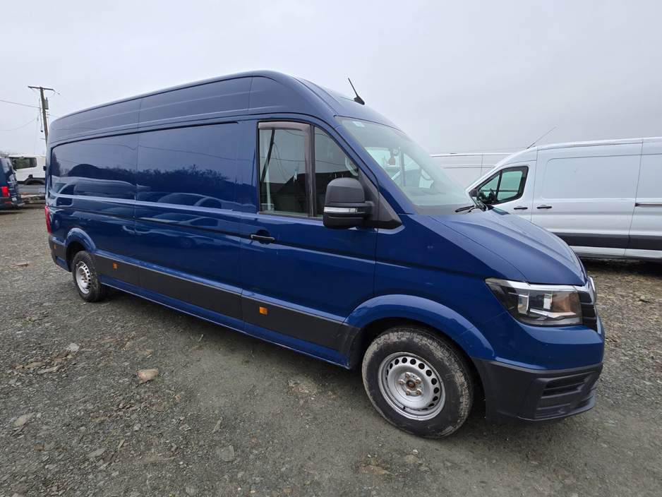 2020 Volkswagen Crafter - image 2