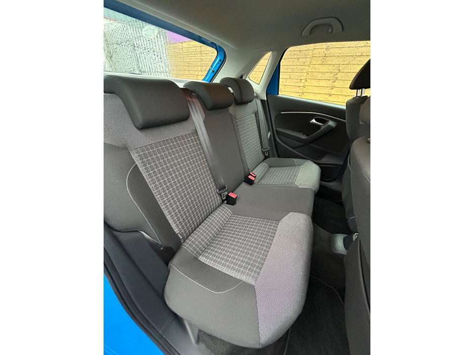 2016 Volkswagen Polo  €12,700