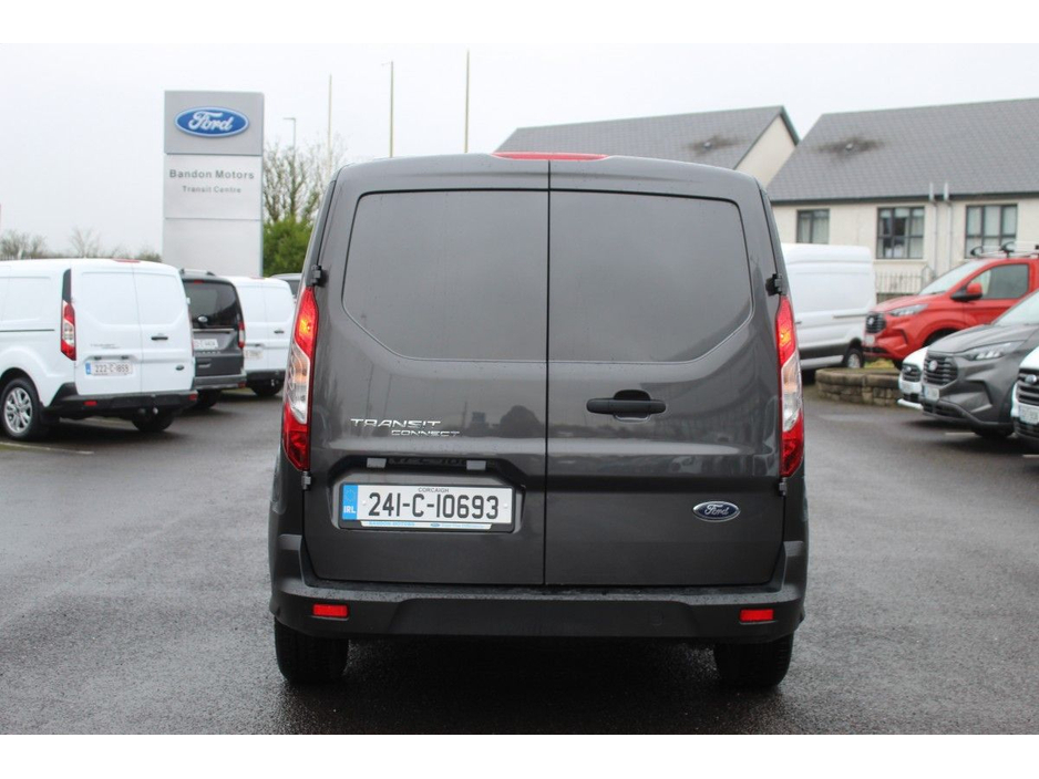 2024 Ford Transit Connect - image 7