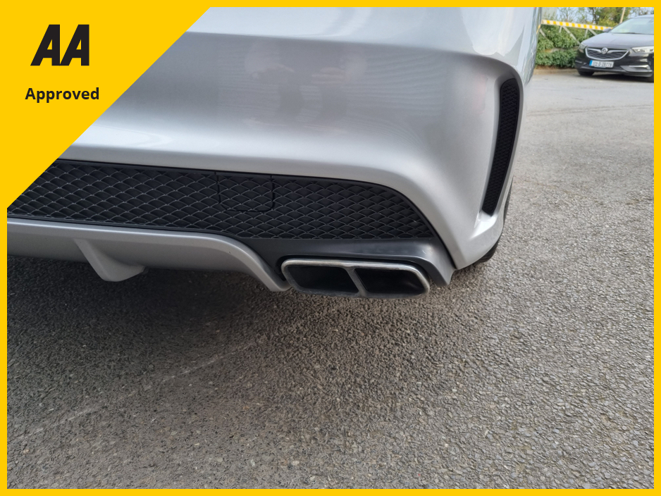 2015 Mercedes-Benz CLA Class - image 8