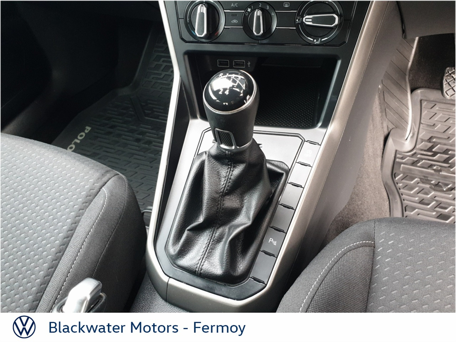 2020 Volkswagen Polo - image 22