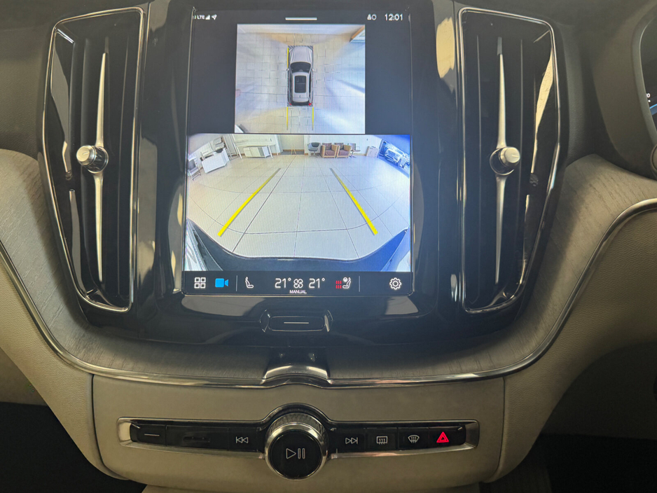 2024 Volvo XC60 T6 Recharge PHEV 350hp AT8 Plus Dark €58,500