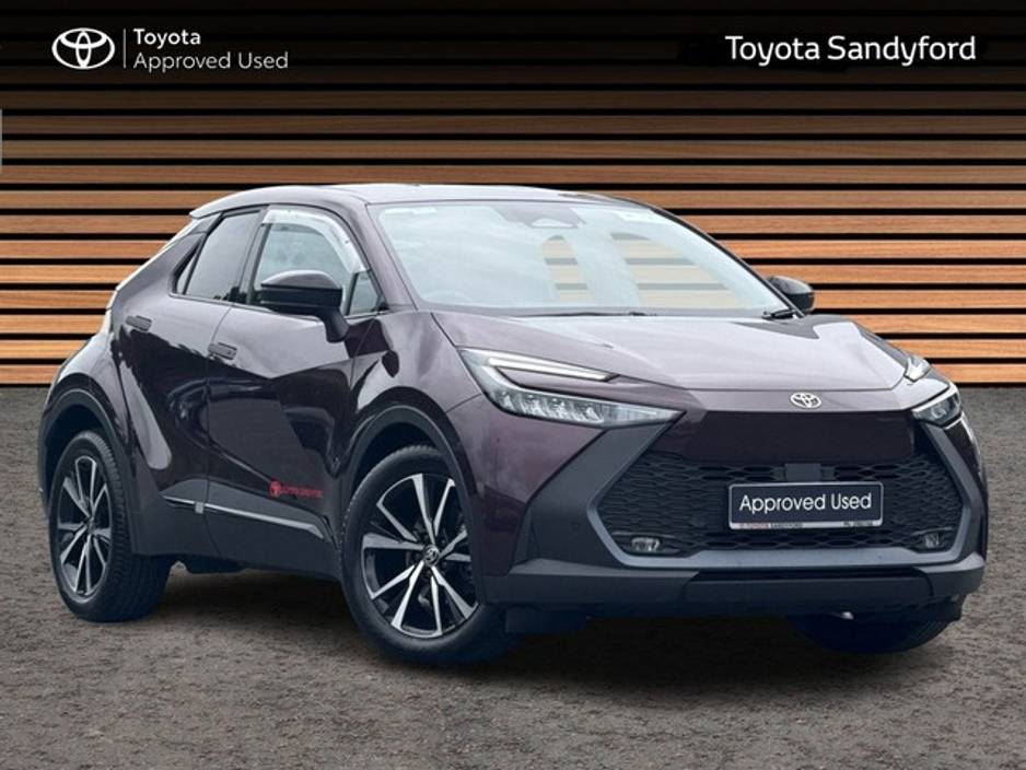 2024 Toyota C-HR NEW MODEL HYBRID SPORT // HEATED SEATS // APPLE CARPLAY/ANDROID AUTO // FULL WARRANTY €36,945
