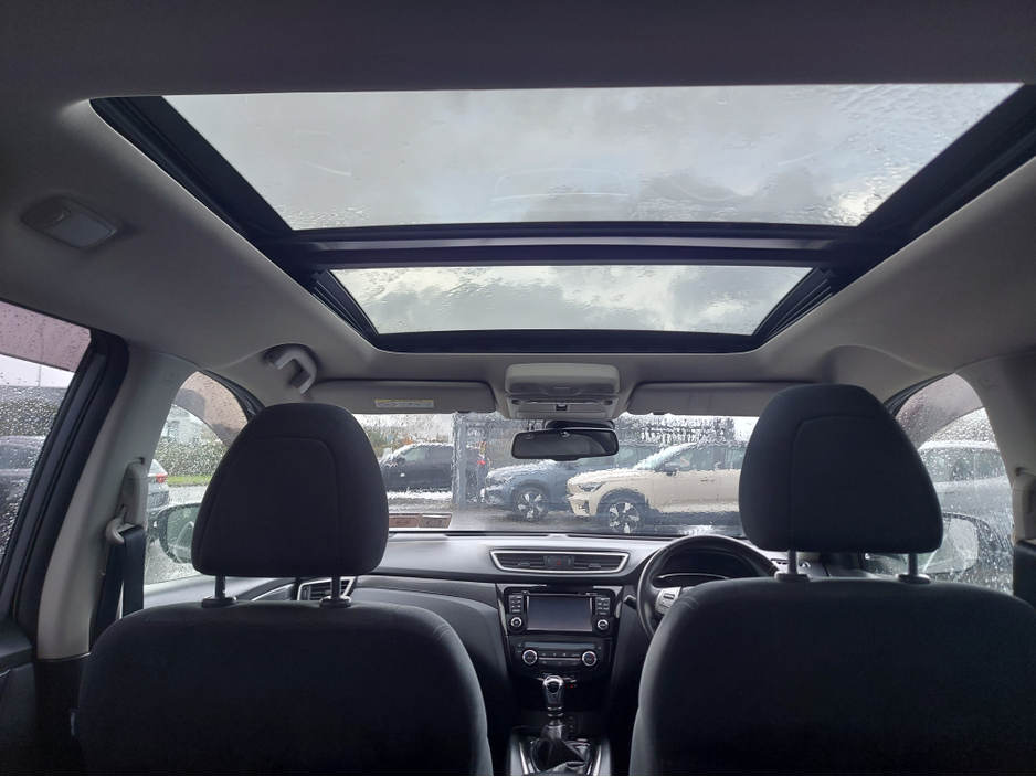 2018 Nissan X-Trail - image 10