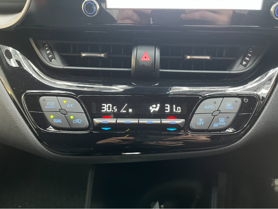 2020 Toyota C-HR - image 18