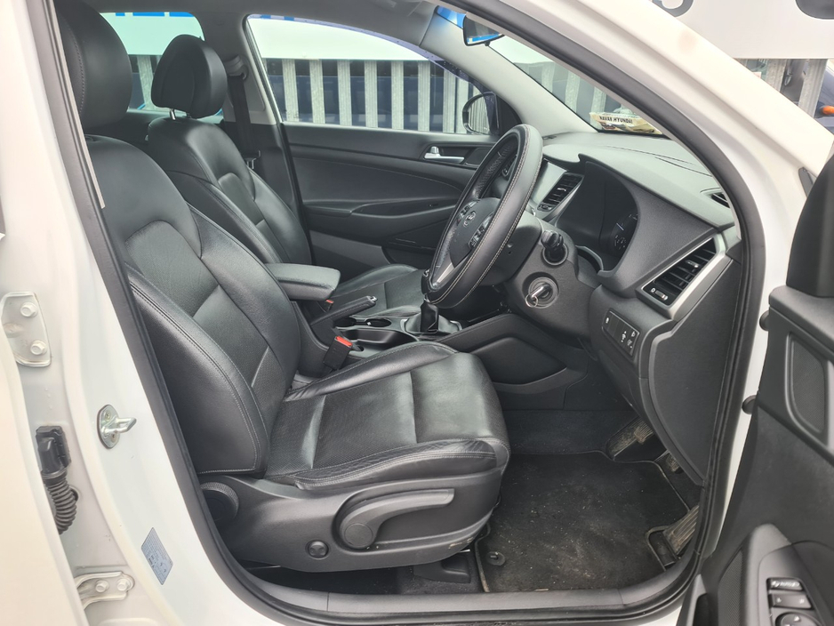 2018 Hyundai Tucson - image 8