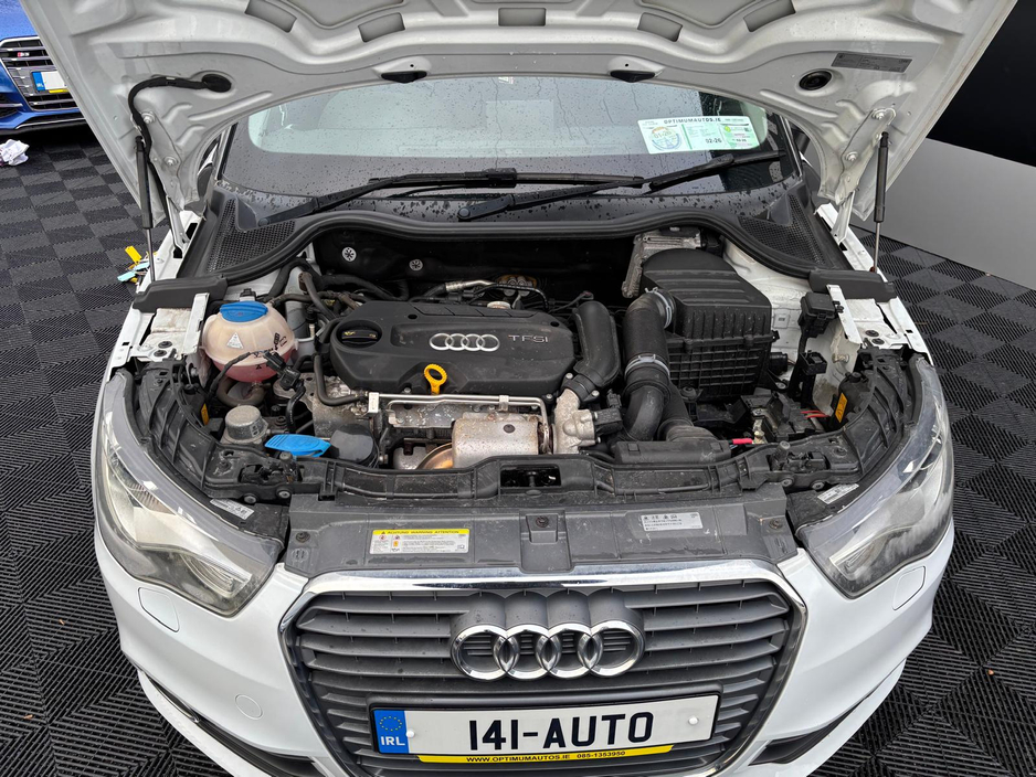 2014 Audi A1 - image 8