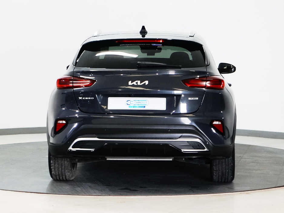 2023 Kia XCeed - image 4