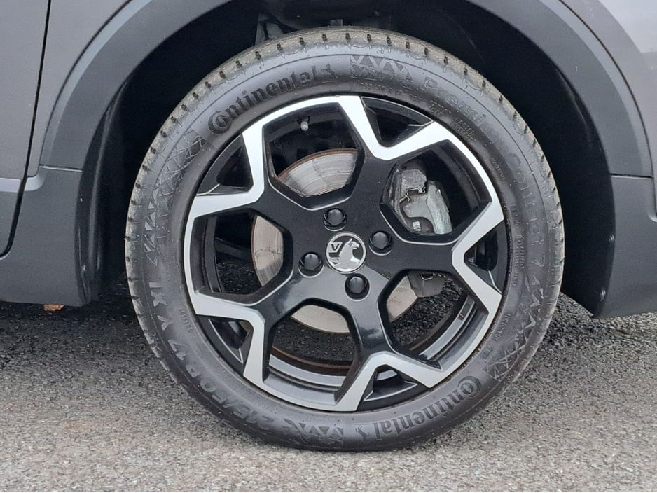 2023 Opel Crossland ULTIMATE 1.2TURBO 110BHP **LEATHER/SUEDE INTERIOR** €21,950