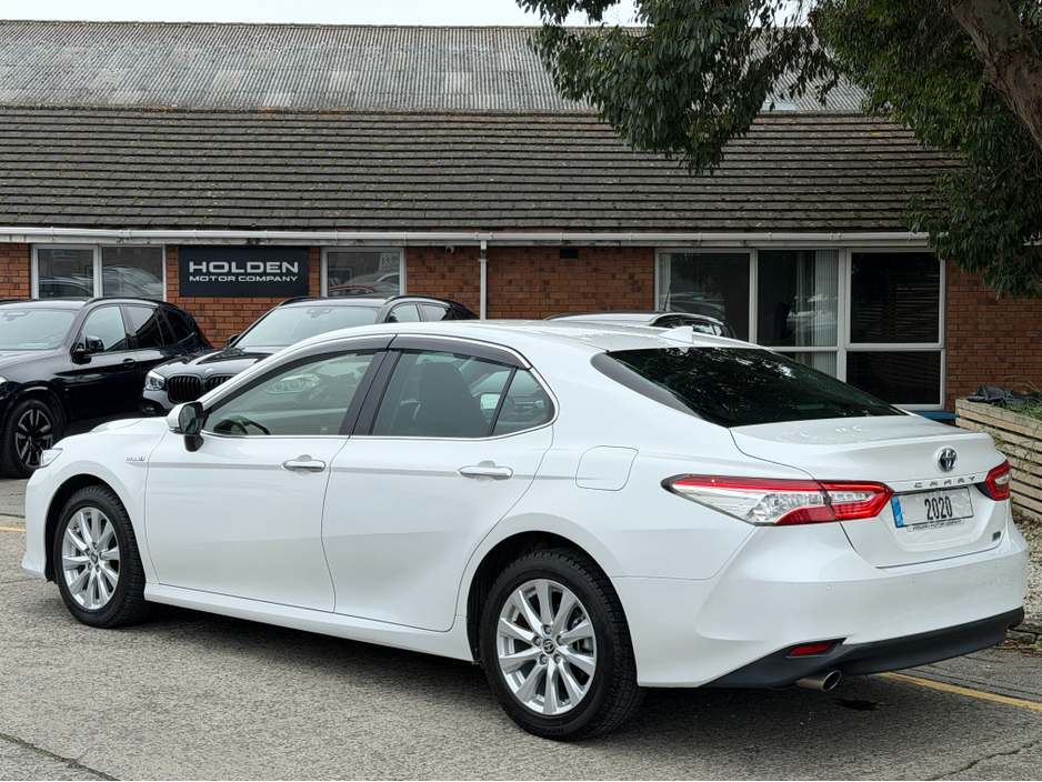 2020 Toyota Camry - image 12