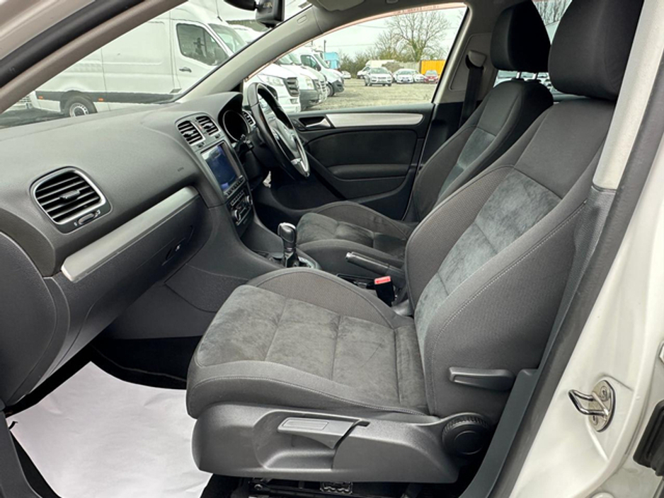 2012 Volkswagen Golf - image 14