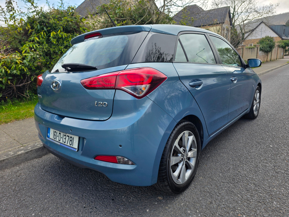 2016 Hyundai i20 - image 3