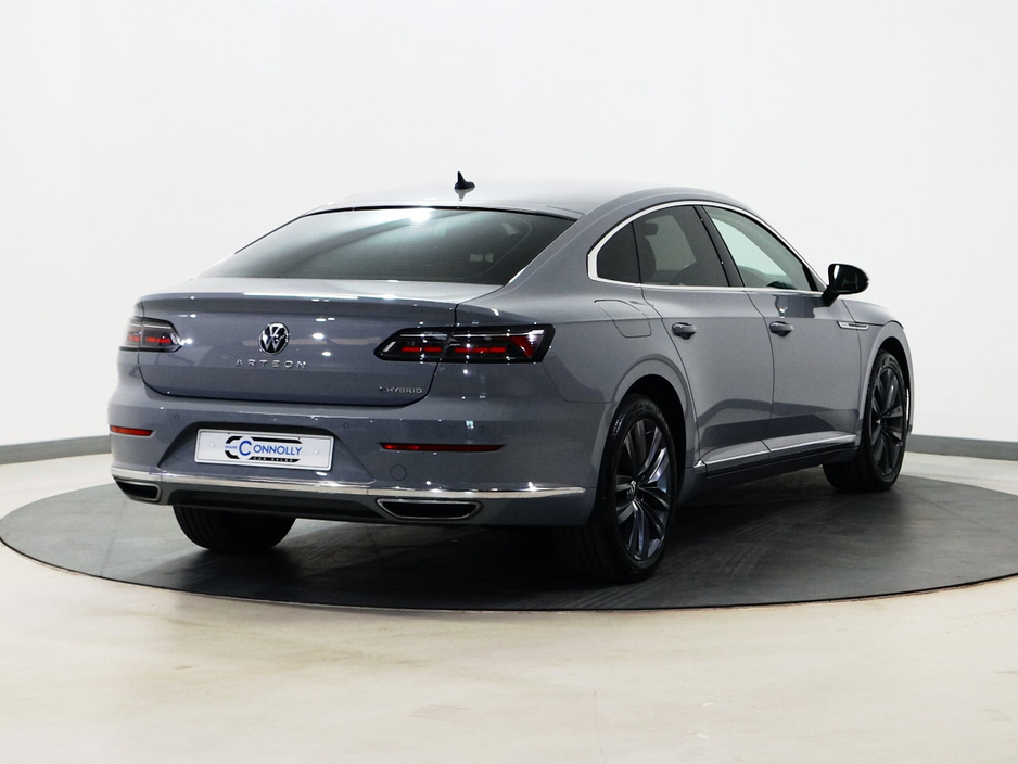 2022 Volkswagen Arteon - image 3