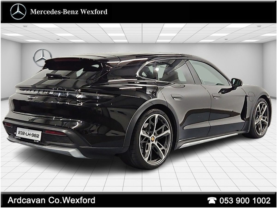 2023 Porsche Taycan - image 4