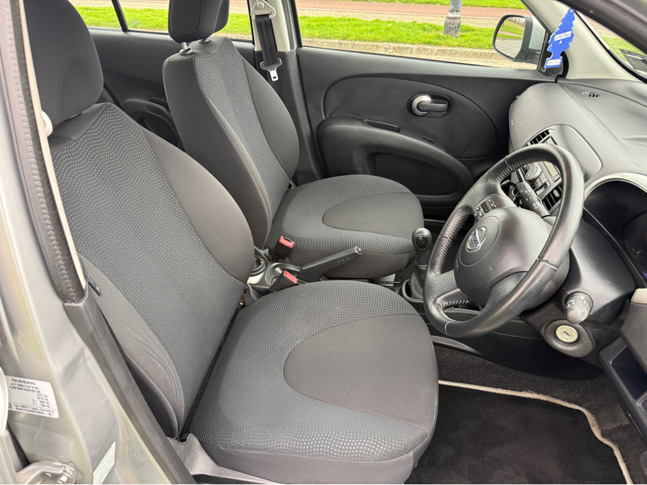 2010 Nissan Micra - image 13